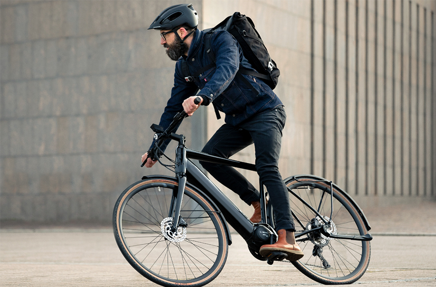 Conceito de trabalho de controlador de velocidade variável.